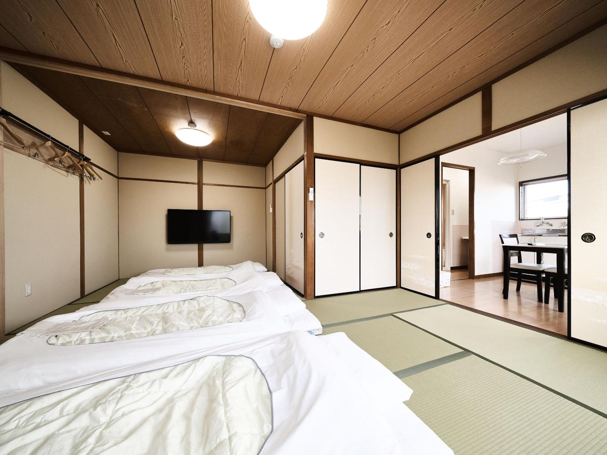 Okasan Hotel Ogaki Rum bild