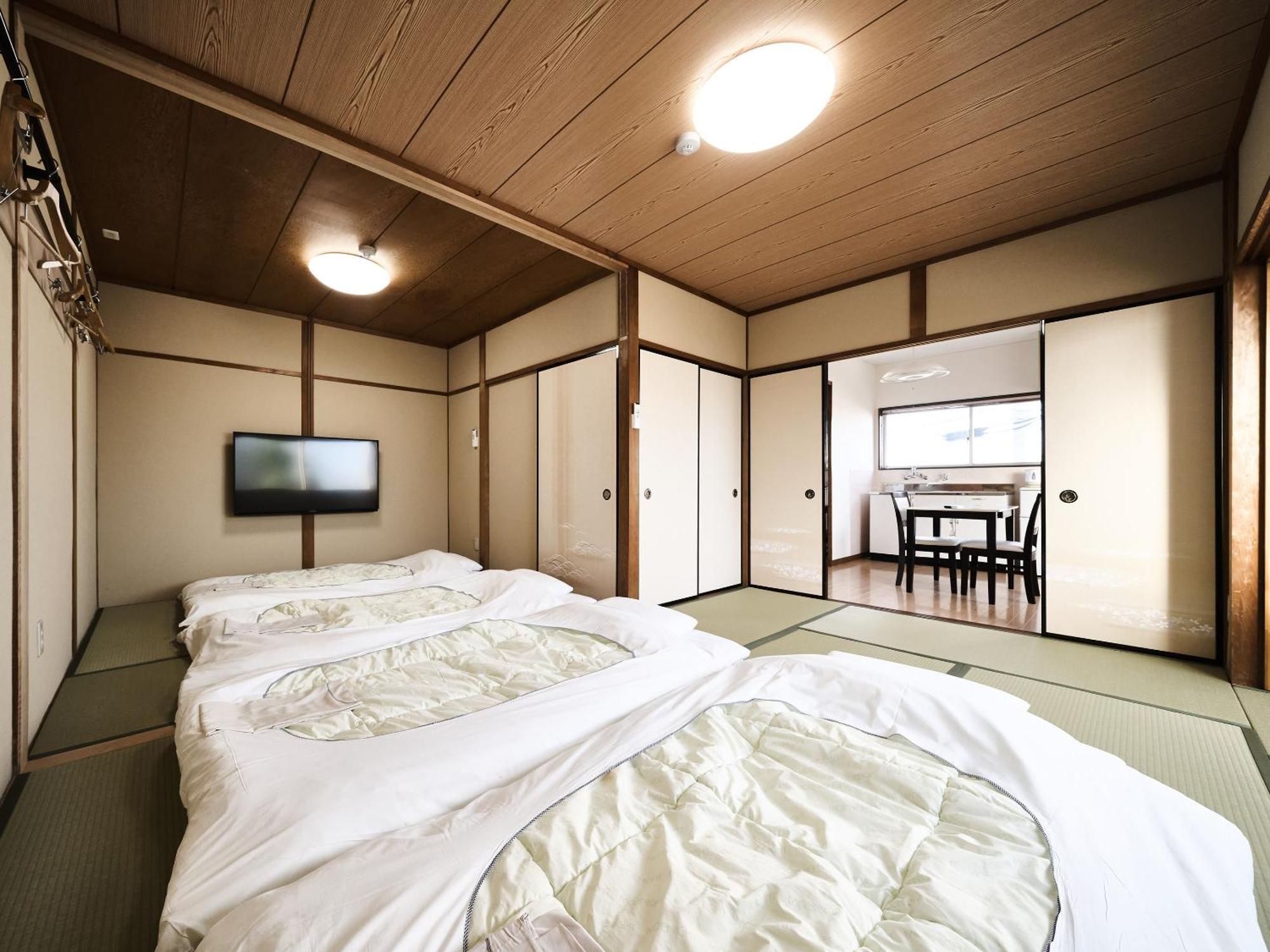 Okasan Hotel Ogaki Rum bild