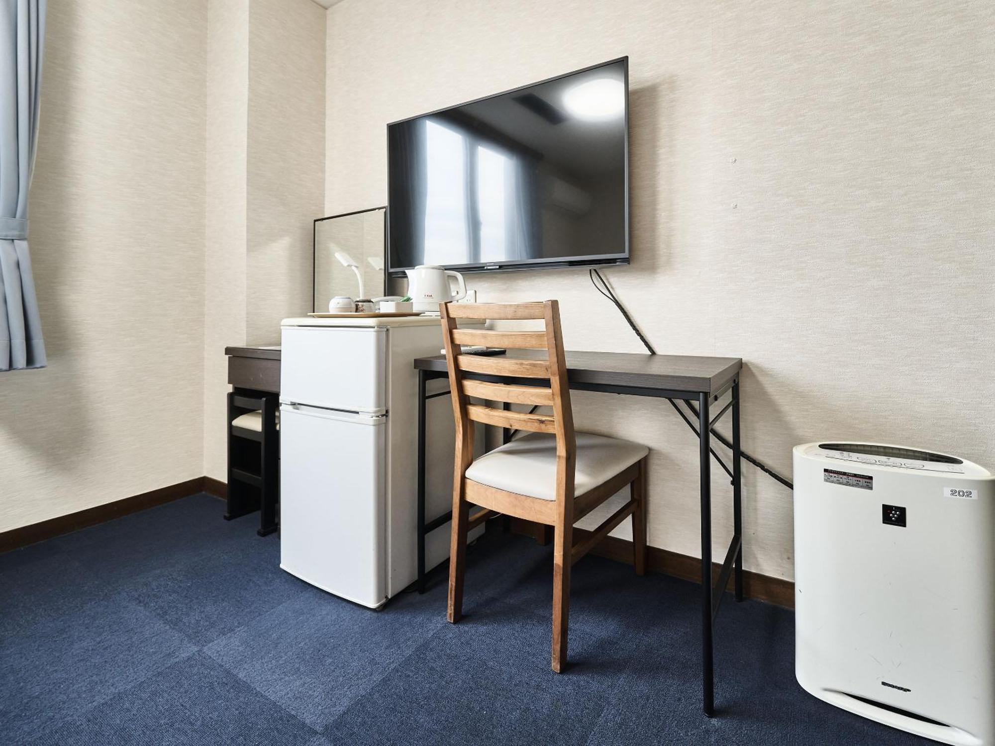 Okasan Hotel Ogaki Rum bild