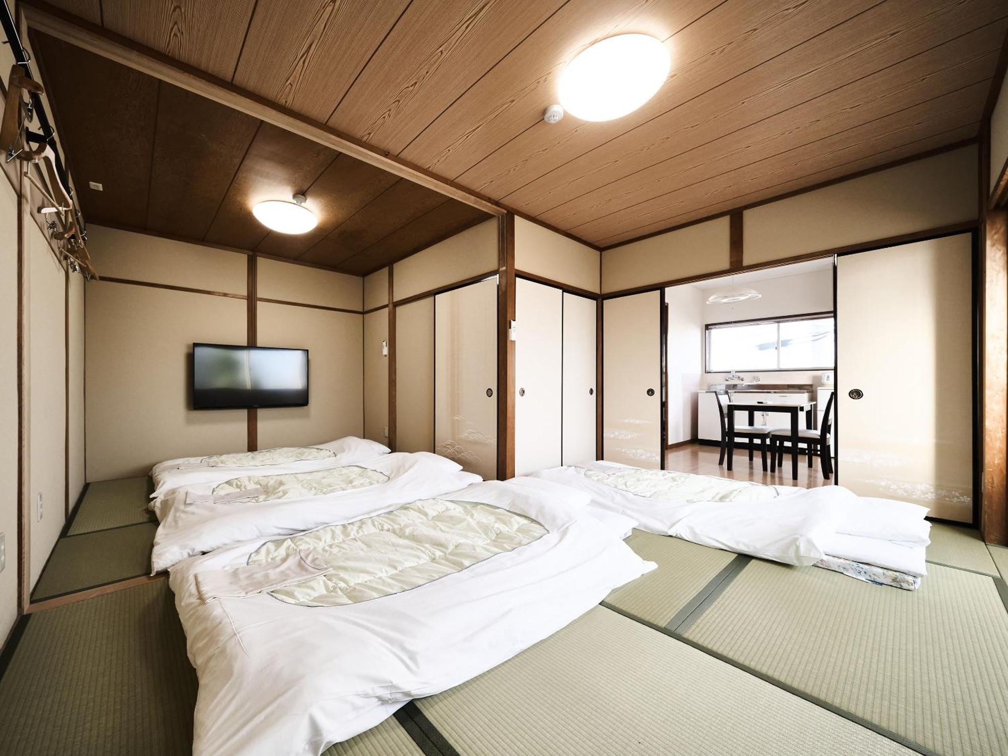 Okasan Hotel Ogaki Rum bild