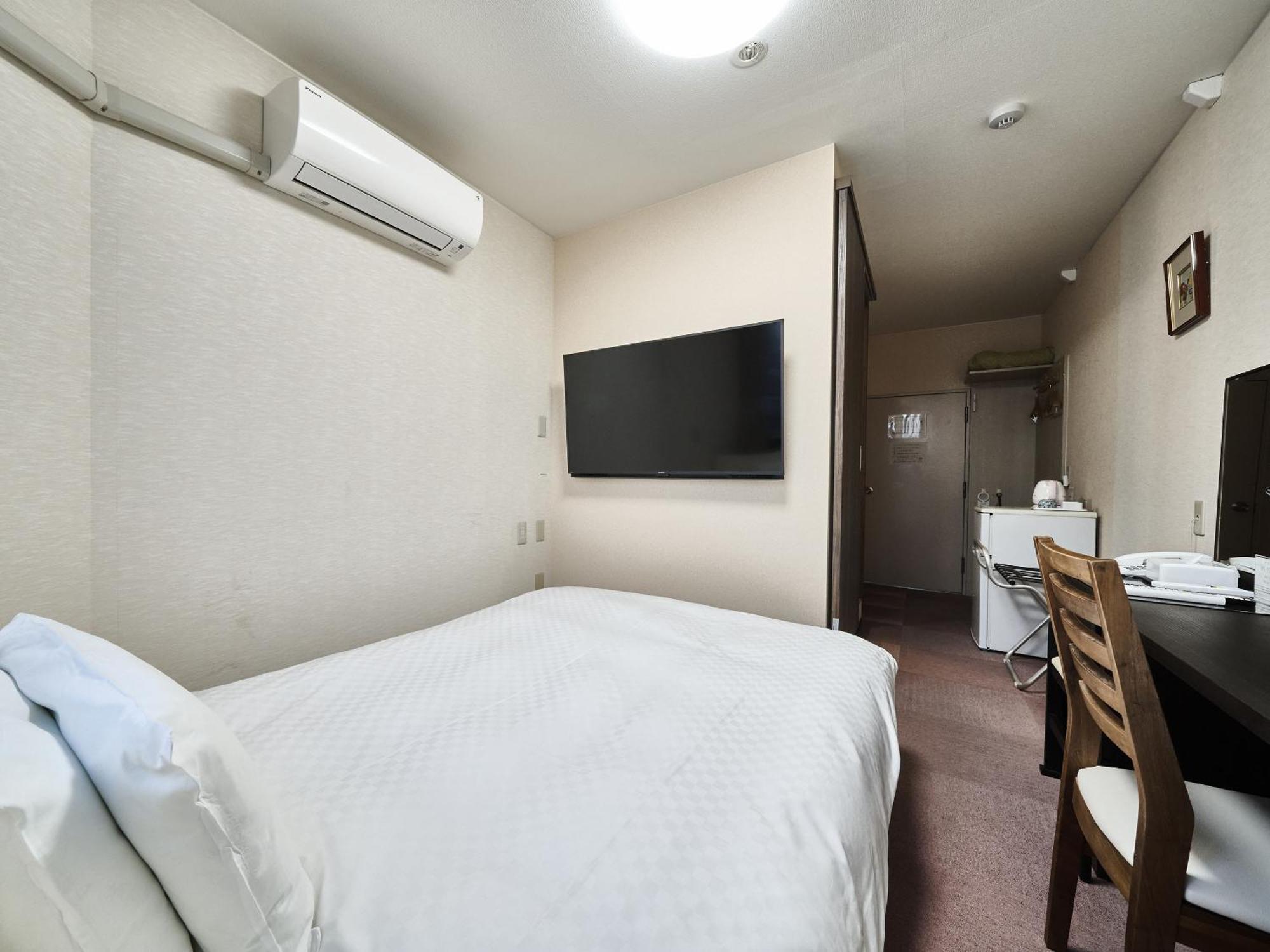Okasan Hotel Ogaki Rum bild